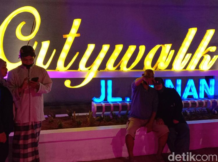 Foto Malioboro dari Kudus