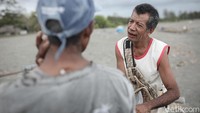 Terbatasnya fasilitas memancing membuat Frans berharap adanya bantuan dari pemerintah. Apalagi di Malaka para nelayan masih menggunakan kapal-kapal kecil untuk memancing. Pasalnya, untuk menangkap ikan besar, para nelayan harus bekerja sama menggunakan 3-4 perahu.