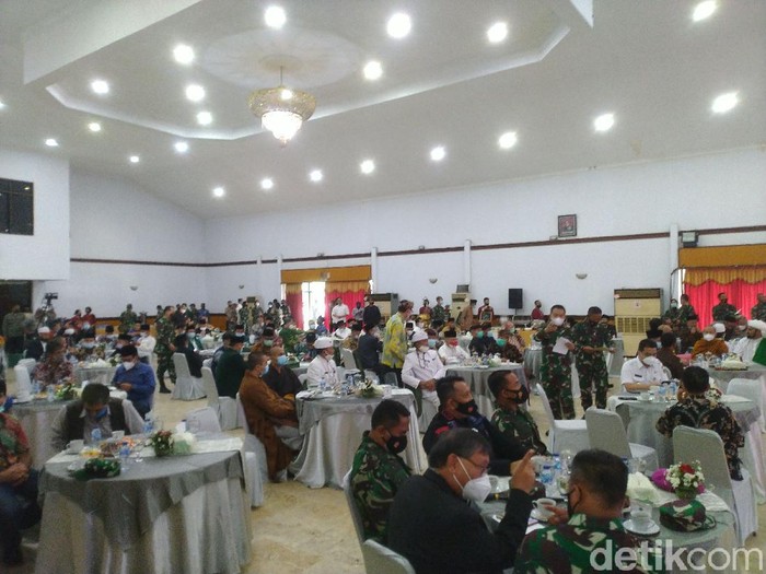 Mayjen TNI-Wagub DKI gelar pertemuan dengan tokoh agama (Sachril/detikcom)