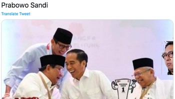 Eh, itu ada siapa yang manyun di pojok kanan? (Twitter)