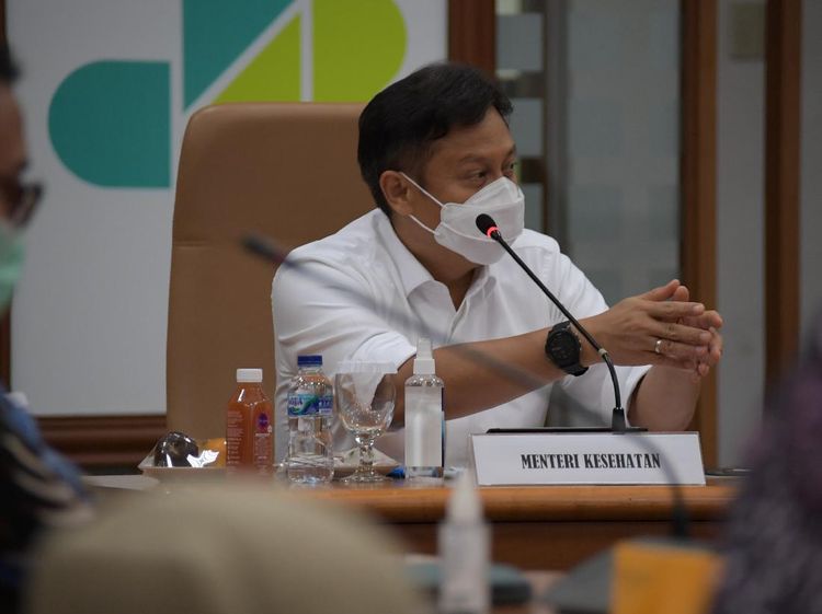 Rapat Pertama Menkes-Wamenkes, Vaksinasi COVID-19 Jadi Prioritas