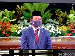 Wahyu Trenggono Akan Kaji Ulang Kebijakan Ekspor Benih Lobster
