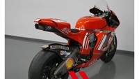  Ducati Desmosedici bekas tunggangan Casey Stoner musim 2008 dijual. Foto: Dok. Motorrad Speer