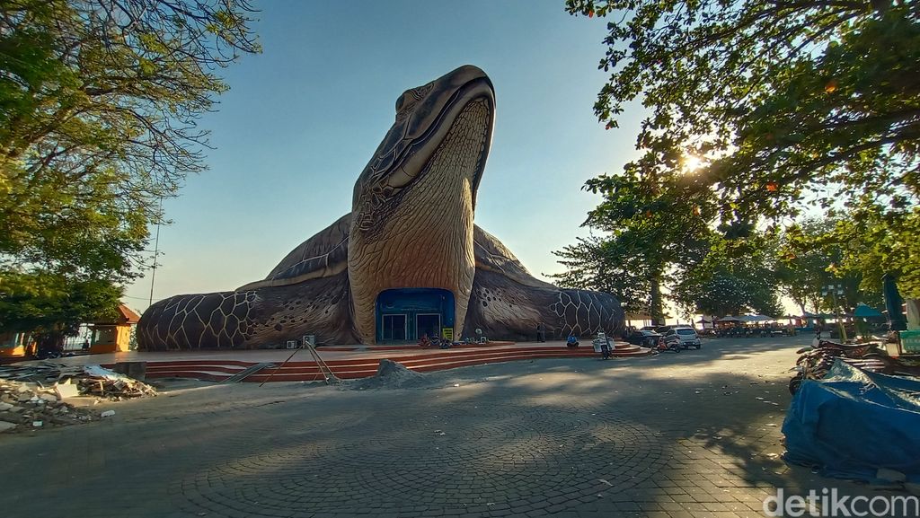 Pantai Kartini Jepara
