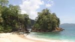 Foto Pantai Teluk Ijo Banyuwangi, Si Cantik yang Memikat Hati