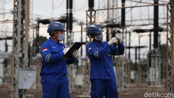 PLN memastikan keandalan pasokan listrik saat Nataru. Masa siaga perayaan Nataru kali ini mulai pada 24 Desember 2020 hingga 2 Januari 2021.