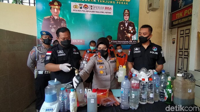 polisi gerebek home industry bahan pembuat sabu