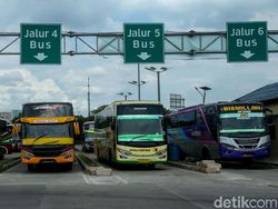 Harga Tiket Bus Mulai Naik Hari Ini