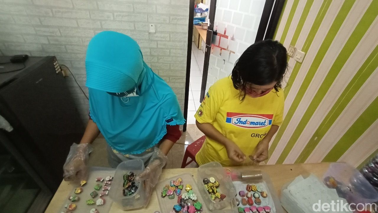Cokelat Natal Buatan Laila di Kudus Dipasarkan ke Jakarta hingga NTT