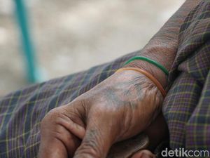 Tato Tradisional Malaka Tanda Bucin ABG yang Mulai Punah