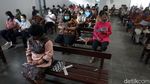 Gereja di Yogyakarta Terapkan Prokes Saat Gelar Misa Natal Tatap Muka