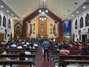 Misa Natal Aman, Bupati Anas Apresiasi Pengamanan dan Penerapan Prokes
