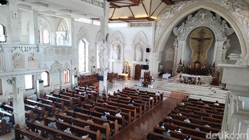 Gereja Katedral, Denpasar, Bali.