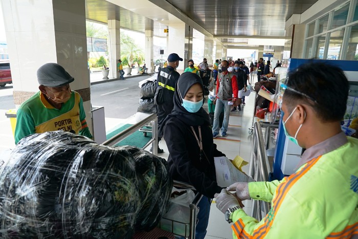 H-1 Natal, Pelindo III Laporkan Tak Ada Lonjakan Penumpang