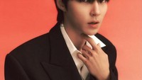 Hwang In Yeop, aktor berusia 30 tahun (usia Korea) yang sukses membintangi sejumlah drama. Di usianya yang ke 30 tahun, In Yeop tetap awet muda bahkan sering mendapatkan peran di drama bertemakan sekolah. Foto: Instagram @hi_high_hiy