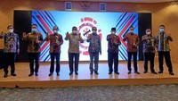 Sejumlah lembaga lain juga meraih penghargaan dari KPK.