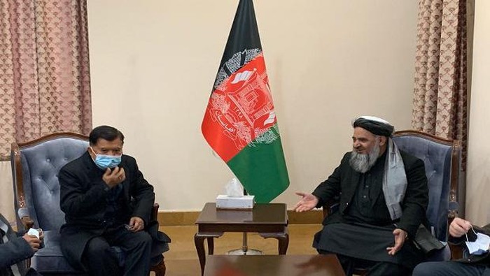 Jusuf Kalla (JK) bertemu dengan Menteri Agama dan Haji Republik Islam Afghanistan Mohammad Qasim Halimi membahas soal perdamaian Afganistan-Taliban.