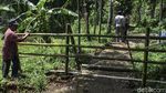 Kalah Pilkades, Akses Jalan ke TPU di Ciamis Ini Ditutup