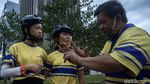 Melihat Bibit Atlet Sepatu Roda Berlatih