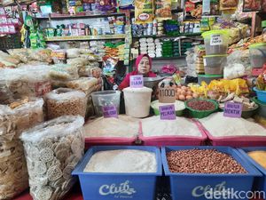 Disdag Surabaya Operasi Pasar Stabilkan Kenaikan Harga Jelang Ramadhan