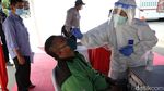 Penumpang-Pengemudi Bus Jalani Rapid Test Antigen