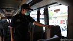 Petugas Lakukan Ram Cek Bus Angkutan Mudik
