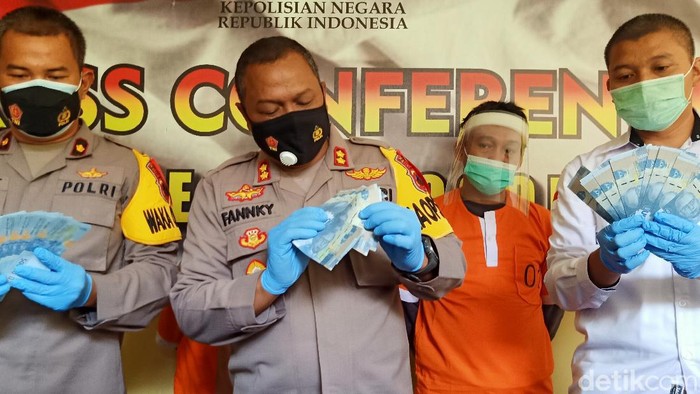 Polres Wonosobo rilis kasus uang palsu, Kamis (24/12/2020).