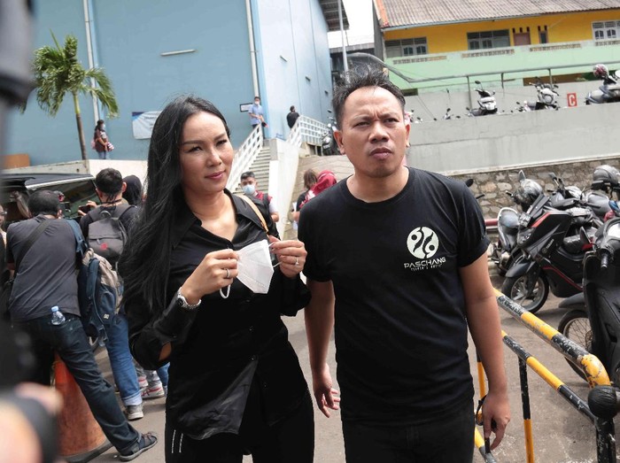 Vicky Prasetyo dan Kalina
