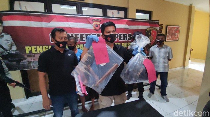 Ayah tiri di Cianjur tega menganiaya anaknya sendiri gegara emosi
