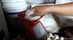 Dari Dapur Sederhana Ini Kerupuk Basah Tercipta