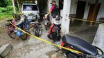 Evakuasi Jenazah Korban Kebakaran Rumah Kos di Sukoharjo