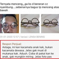 Yah bund, pembelinya salah paham lagi. Nggak heran deh kalau kacamatanya jadi terlihat kekecilan gitu. Ternyata oh ternyata.. Foto: Twitter/@txtdarionlshop