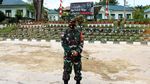 Foto: Mengenal Pasukan Satgas Pamtas RI-Malaysia di Badau