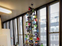 Potret Ide Pohon Natal Kreatif yang Bisa Ditiru