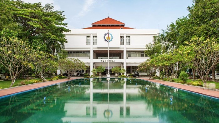 Kampus ITS Surabaya