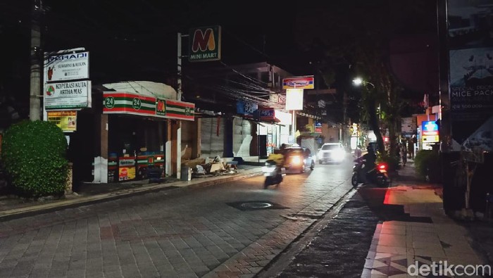 Legian Bali sangat sepi dampak Pandemi Virus Corona.