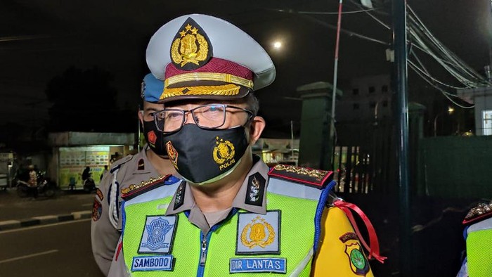 Olah TKP Kecelakaan Maut yang Libatkan Polisi di Pasar Minggu, Jaksel