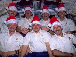 Melihat Perayaan Natal Astronaut di Luar Angkasa