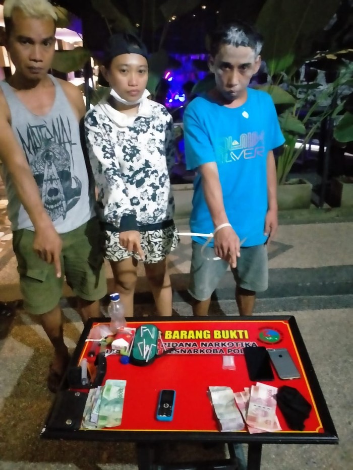 Polda NTB tangkap 3 orang yang akan pesta sabu di malam Natal (dok. Istimewa)
