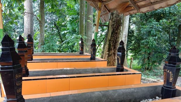 Suasana di area makam keramat kuda (Ahmad Arfah-detikcom)