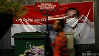 Satgas COVID-19 mengeluarkan sejumlah imbauan saat libur Natal dan Tahun Baru diantaranya yaitu agar masyarakat tetap menjalankan protokol kesehatan secara ketat.