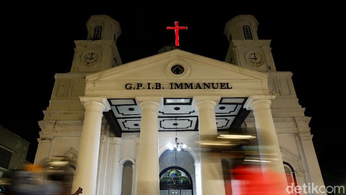 Kawasan Kota Lama Semarang bisa dibilang merupakan salah satu landmark ibu kota Provinsi Jawa Tengah. Nah, seperti apa suasananya saat Libur Nataru?