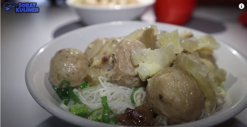 Warung Mie Bakso Sepi karena Ulah TikToker, Food Vlogger Buktikan Rasanya Enak