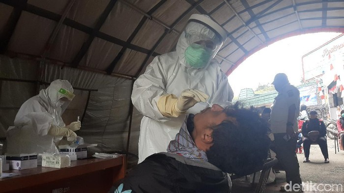 4 orang wisatawan puncak Bogor reaktif hasil rapid test