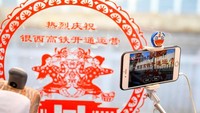 Kereta ini baru dioperasikan pada 26 Desember 2020. Foto: Dok. Xinhua/Feng Kaihua
