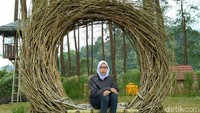 Para penggemar manga komik Jepang kini tidak bingung lagi jika ingin berfoto bersama para hokage atau pemimpin Desa Konoha yang legendaris.