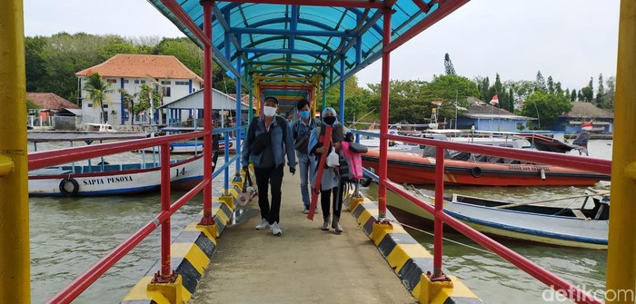 Pelabuhan Penyeberangan Jepara ke Karimunjawa