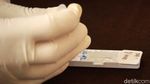 Pengunjung Hotel di Bandung Jalani Rapid Test Antigen