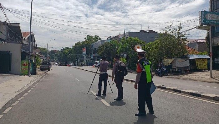 Polda Metro kembali olah TKP kecelakaan yang menewaskan ibu muda di Jaksel