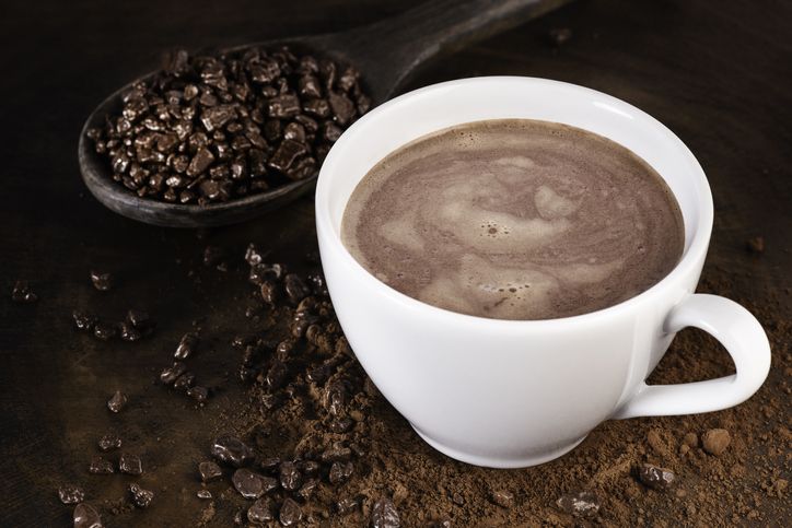 6 Resep Hot Chocolate Rumahan yang Enak dan Rendah Gula